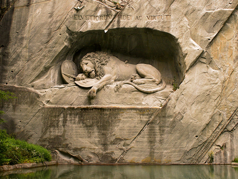 Leão de Lucerna. O Monumento do Leão (Löwendenkmal, em alemão).