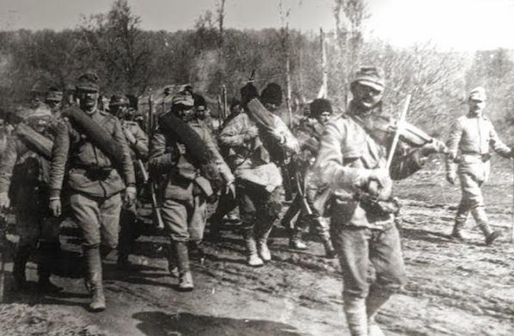 Soldados da Romênia durante a Primeira Guerra Mundial